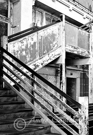 V750037stairway ellis is