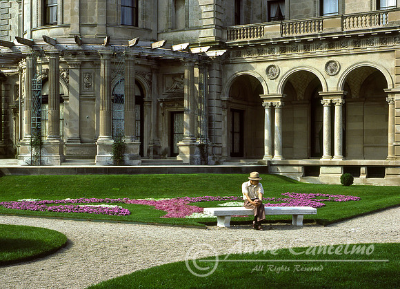 Vanderbilt Mansion